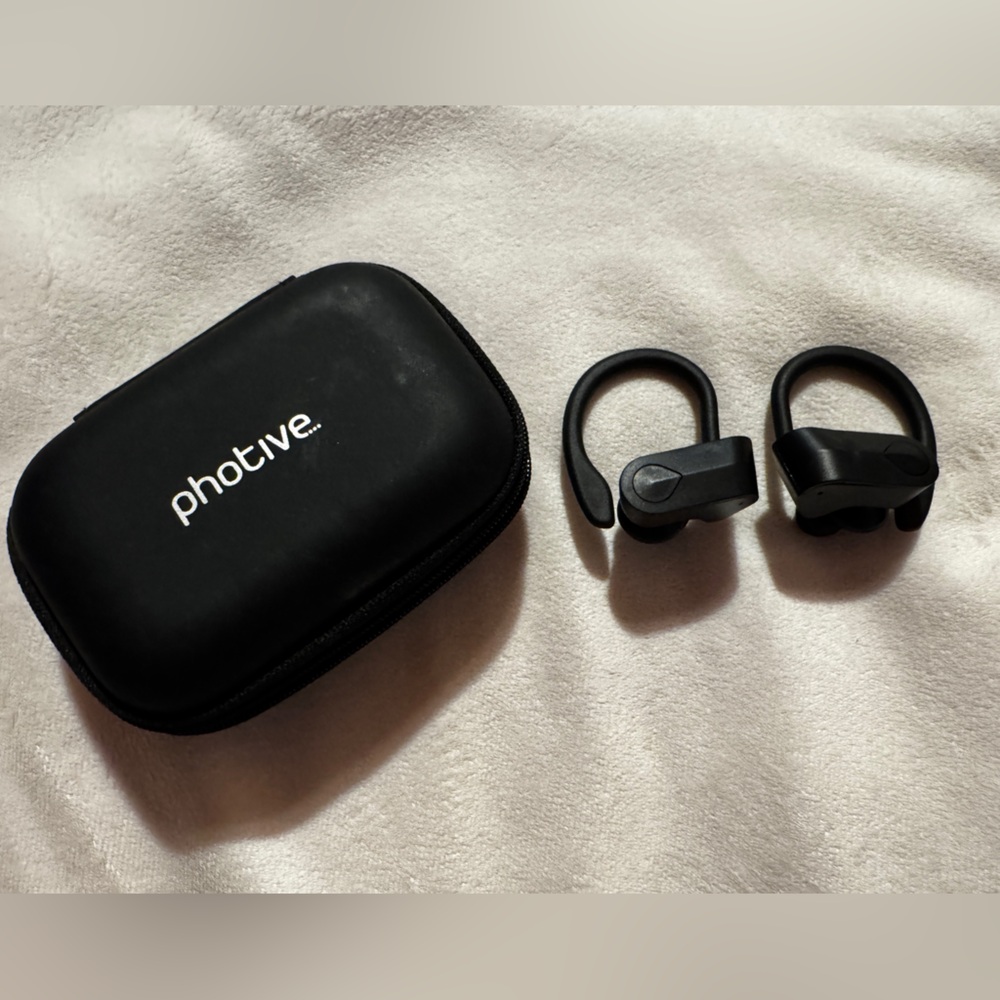 Photive Wireless Earbuds with charging case NWOT
